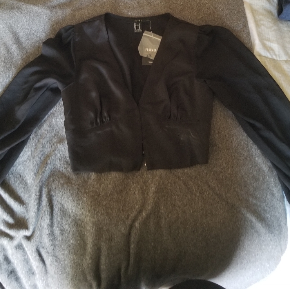 Crop top blouse